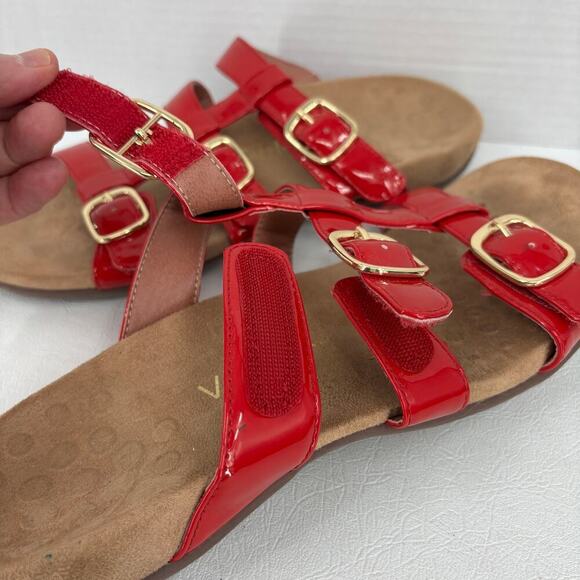 Vionic Misa Slide Sandals Size 9 Red with Gold Tone Buckles Orthotic Comfort - Picture 5 of 8